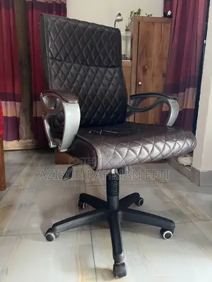 Boss Chair