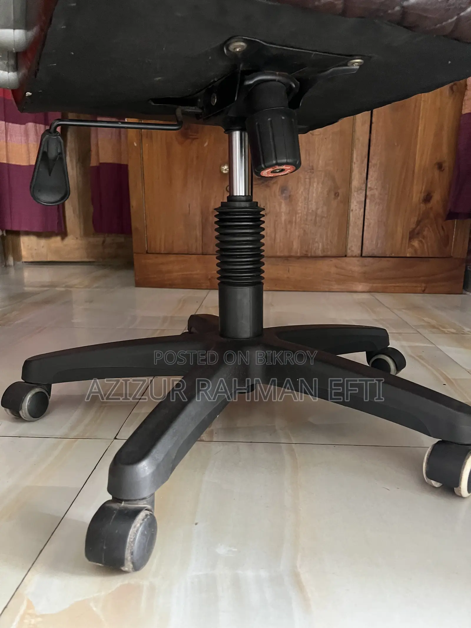 Boss Chair