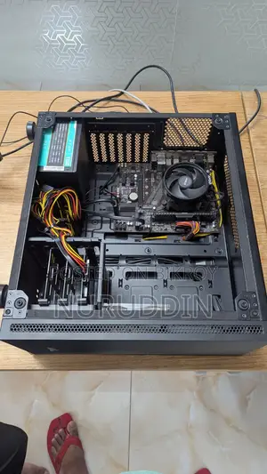 Desktop Computer 8GB AMD Ryzen 3 SSD 500GB
