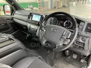 Toyota HiAce 2023 White