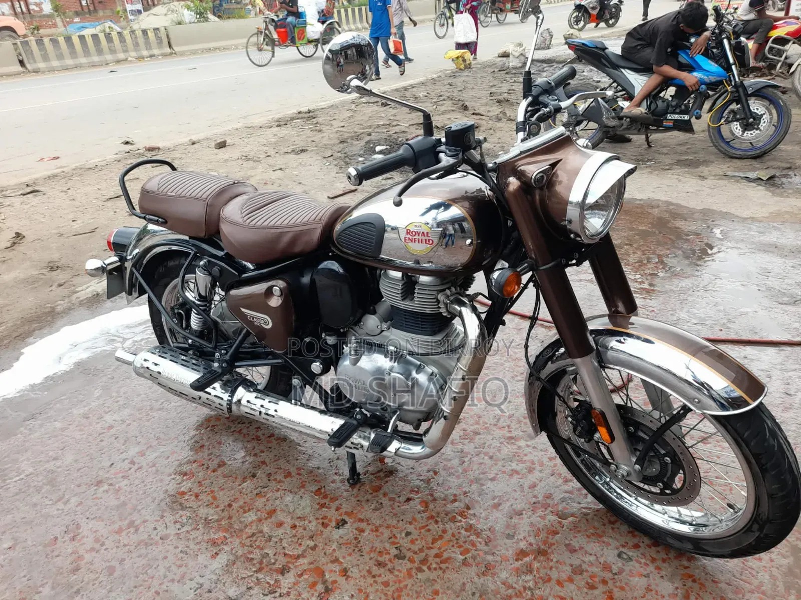 Royal Enfield Classic 350 2025 Brown