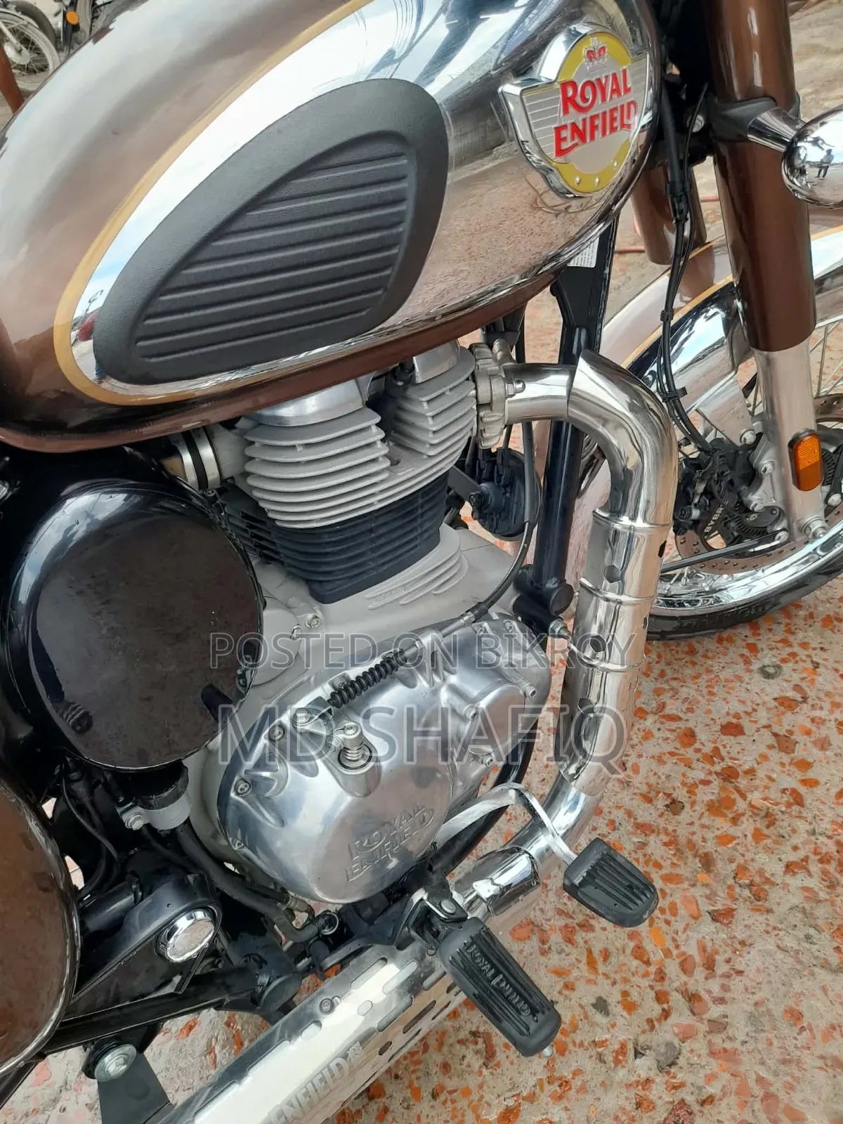 Royal Enfield Classic 350 2025 Brown