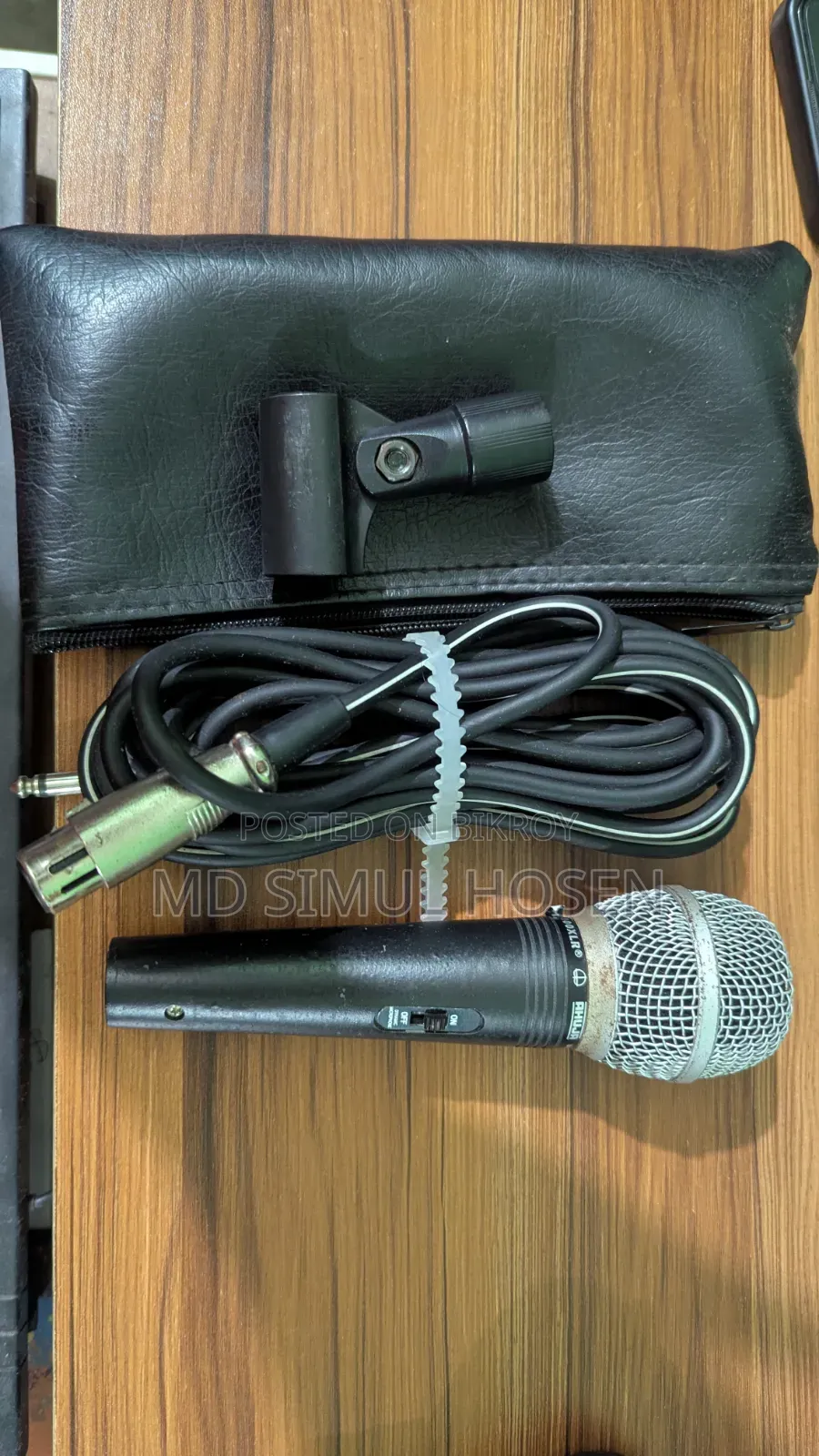 100 XLR Microphone