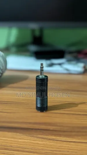 Ahuja 100 XLR Microphone