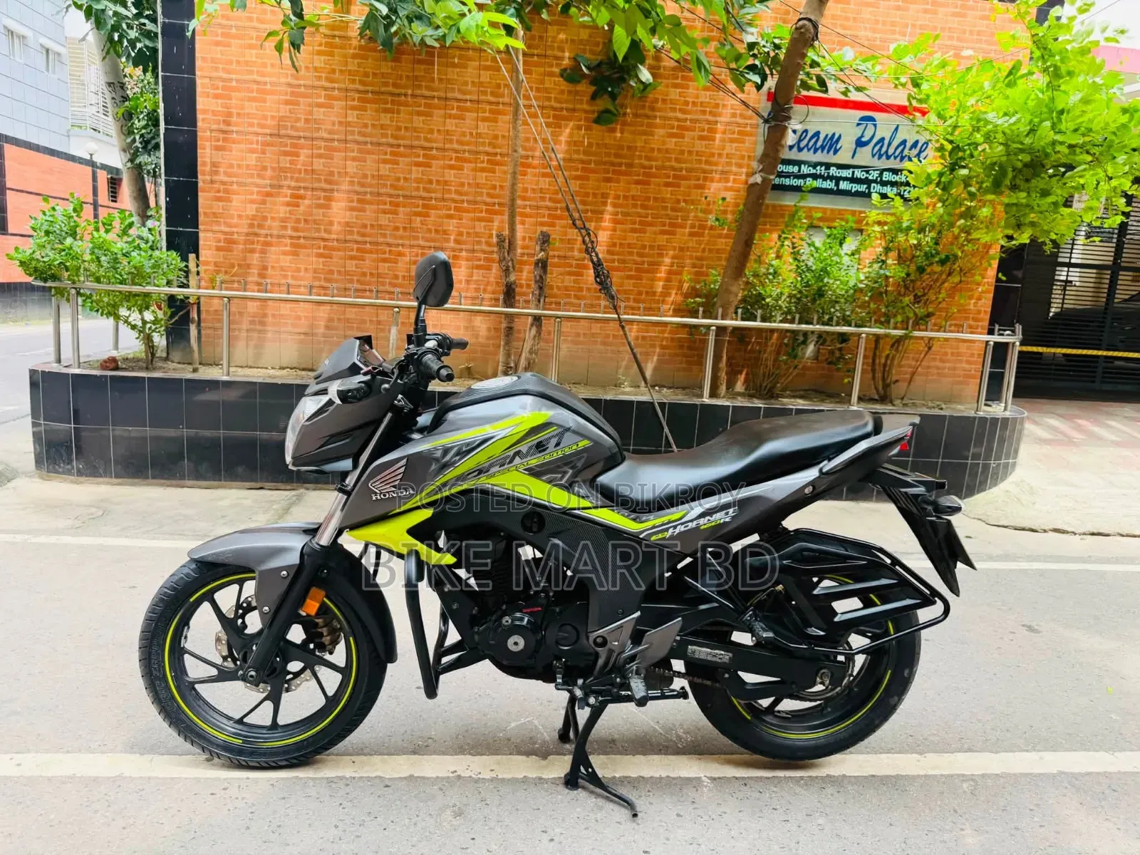 Honda Hornet 2019 Gray