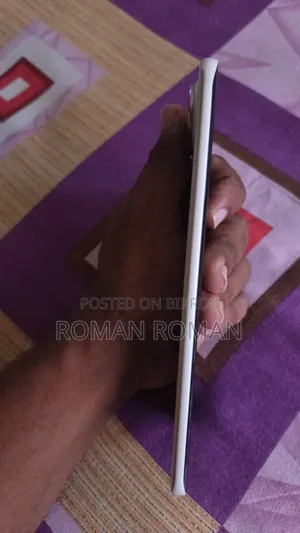Tecno Pova Slim 5G 256 GB White