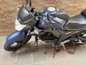 Suzuki Gixxer 2024 Blue