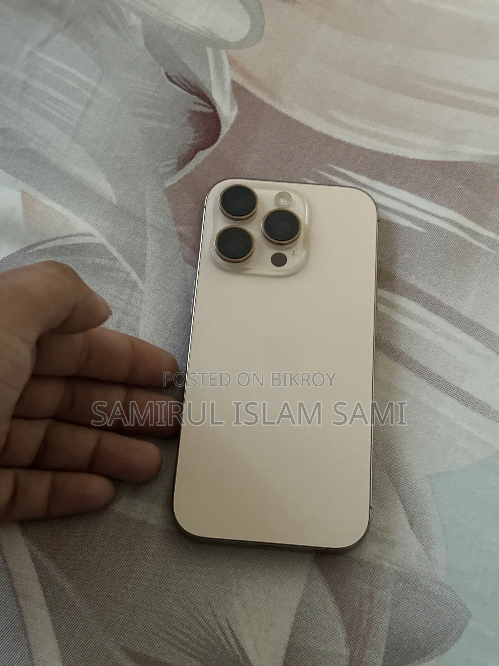New Apple iPhone 16 Pro 128 GB Gold