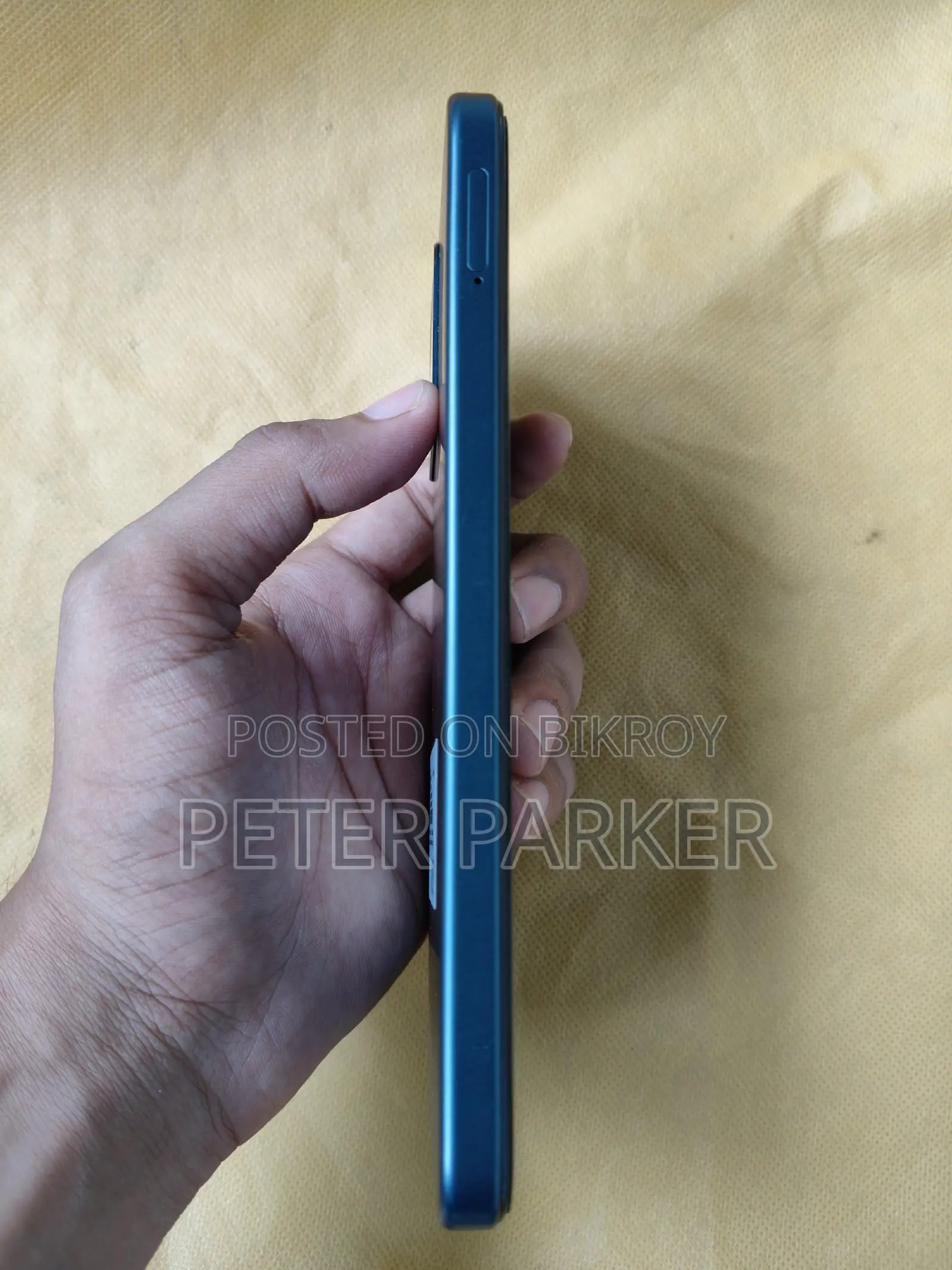 Oppo A6 128 GB Blue
