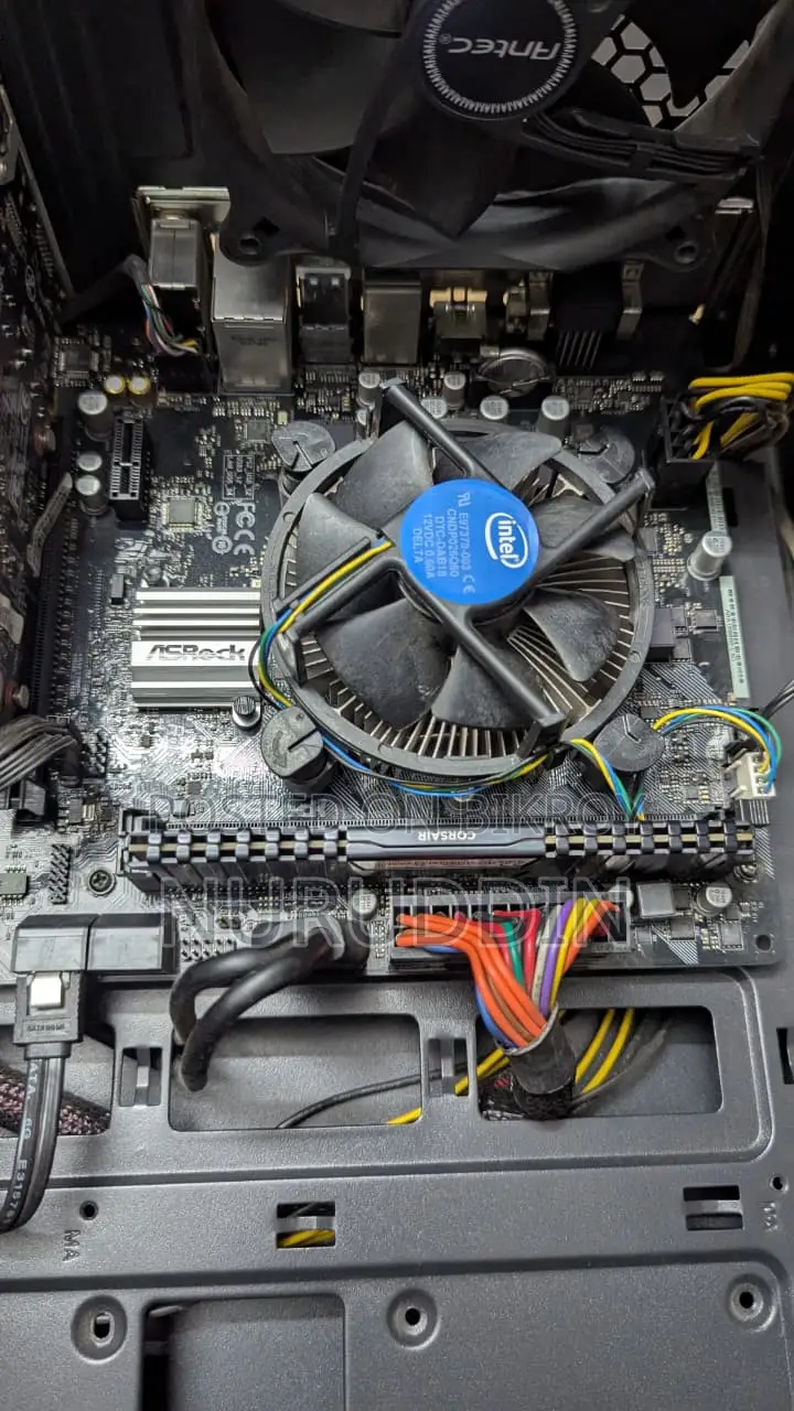 Desktop Computer 8GB Intel Core i5 SSD 250GB