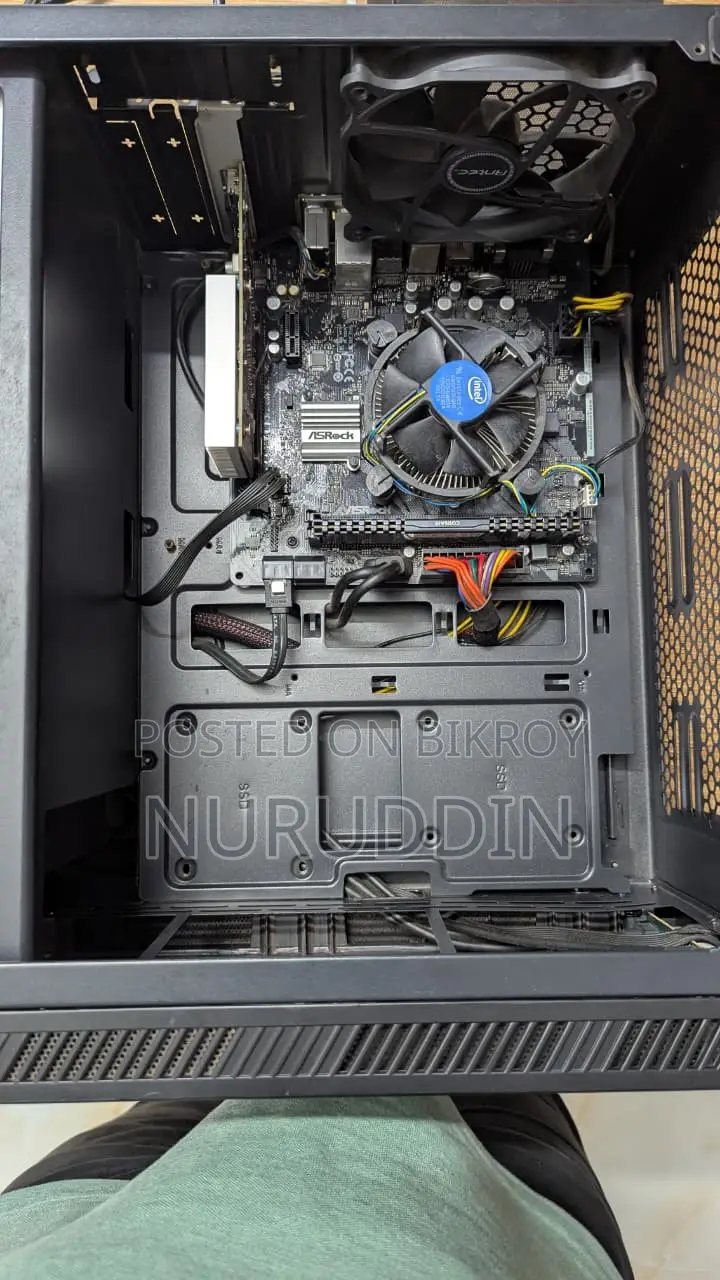 Desktop Computer 8GB Intel Core i5 SSD 250GB