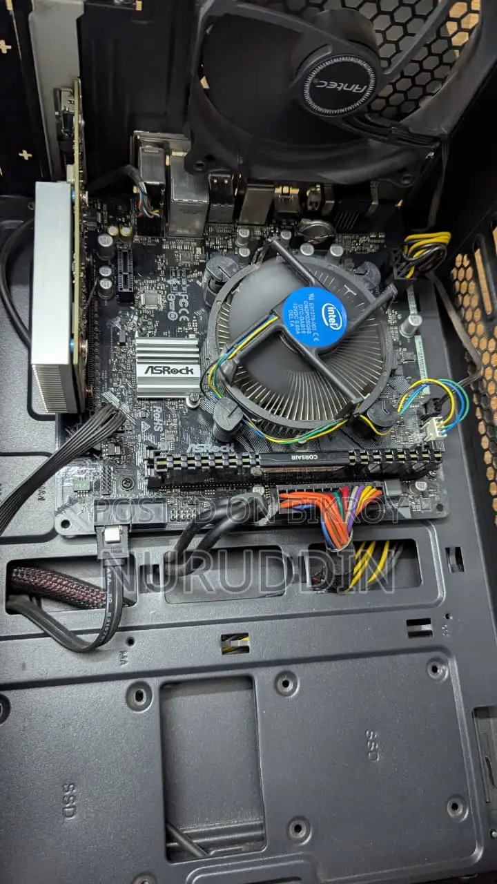 Desktop Computer 8GB Intel Core i5 SSD 250GB