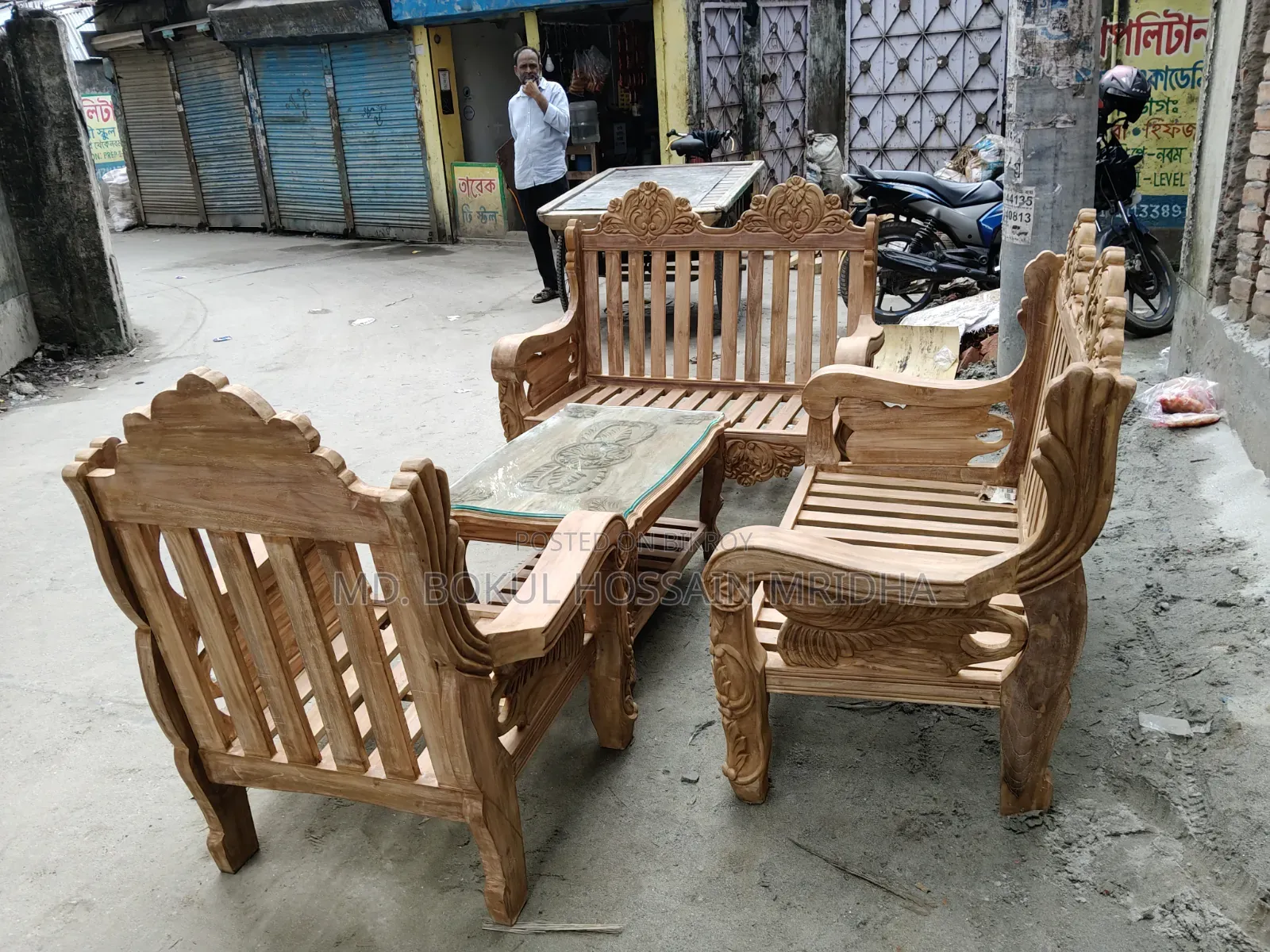 Sofa Half Victoria 2*2*1 & Tea Table
