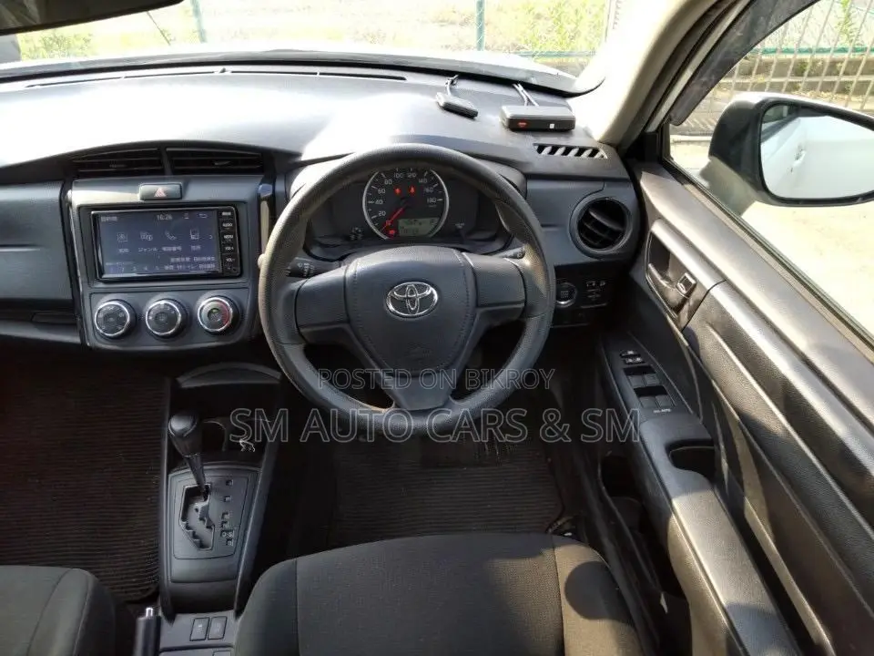Toyota Axio 2021 White