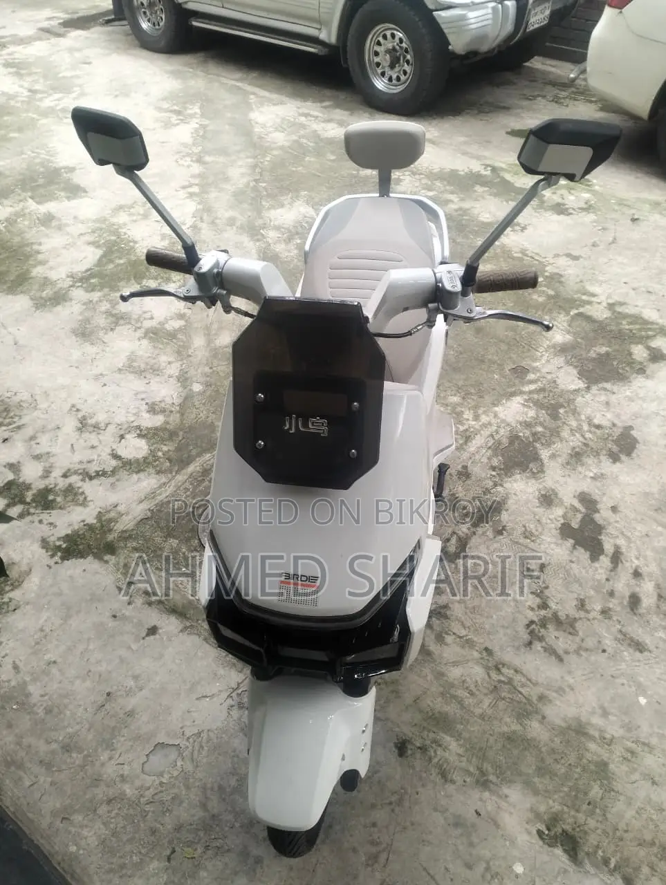 নতুন মোটরসাইকেল ২০২৫ সাদা