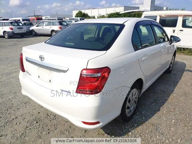 টয়োটা অ্যাক্সিও ২০২১ সাদা