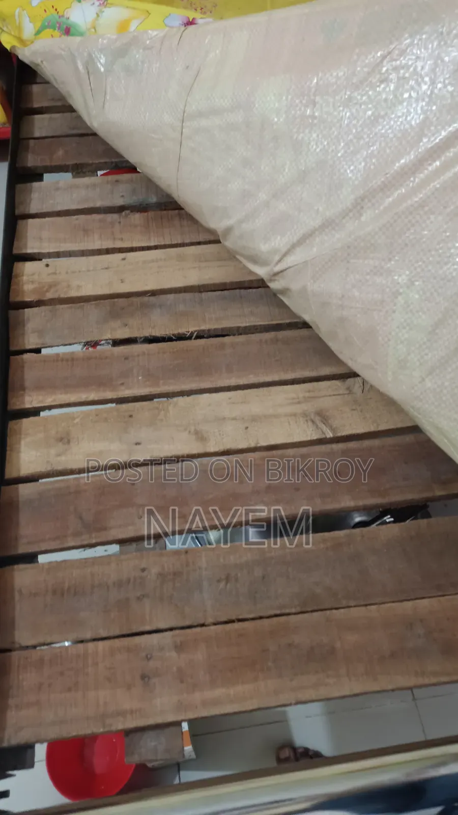 স্টিলের খাট বিক্রি হবে