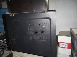 Desktop Computer MSI model 8GB Intel Core i3 HDD 4T