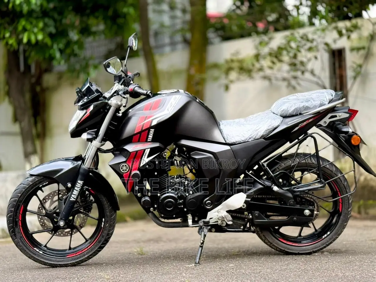 Yamaha FZS V2 2025 Black
