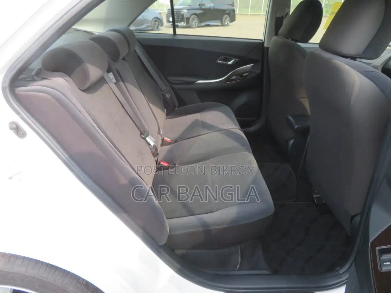 Toyota Premio 2021 White