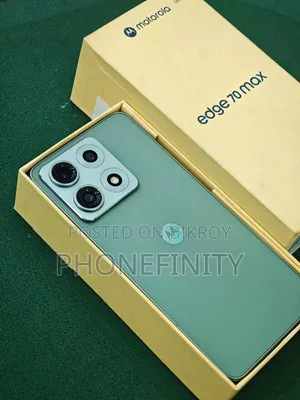 New Motorola Edge 70 256 GB Green