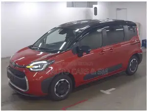 Toyota Sienta 2022 Red