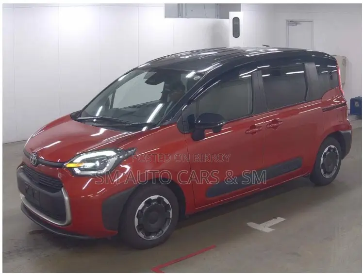 Toyota Sienta 2022 Red