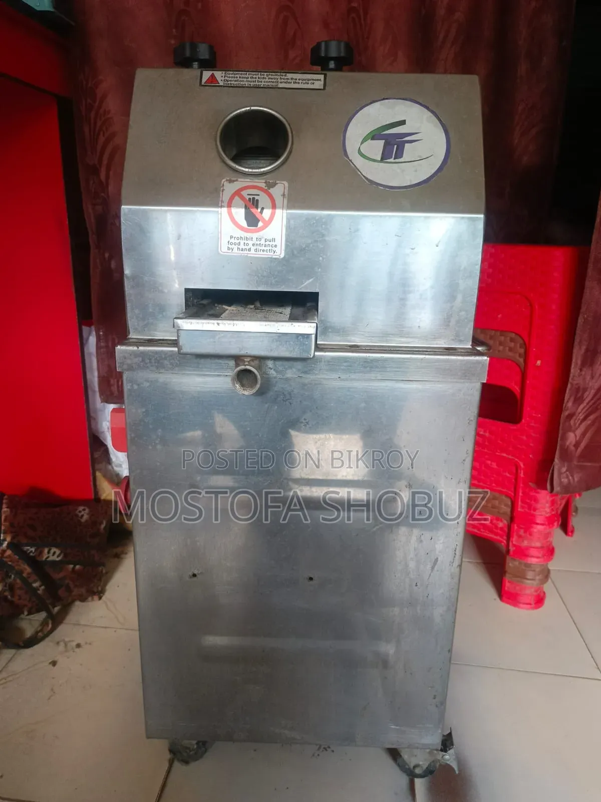 Sell Sugarcanes Juice Machine