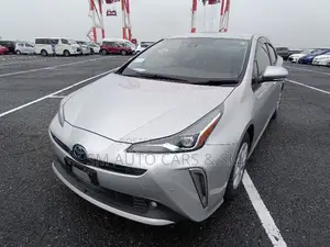 Toyota Prius 2021 Silver