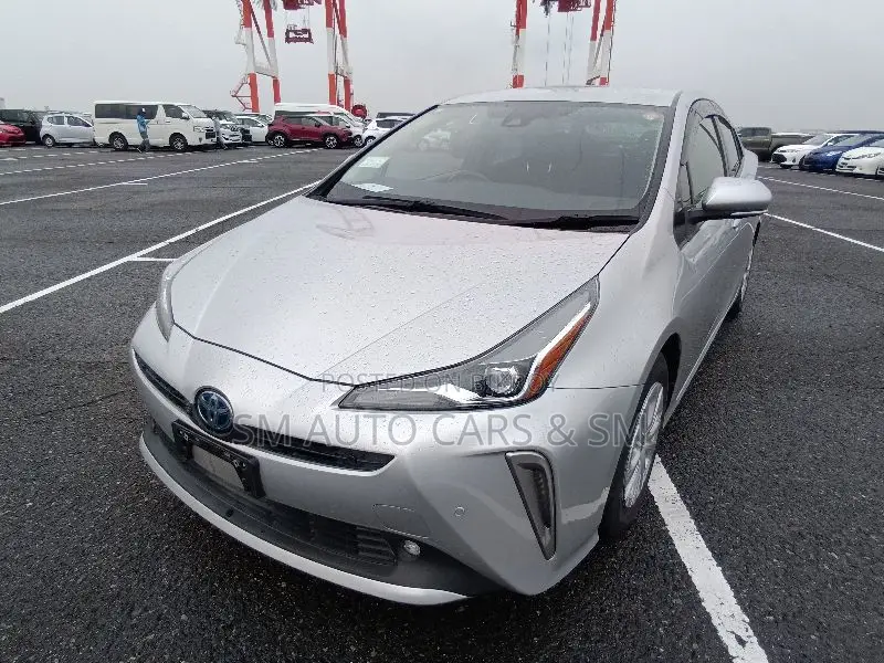 Toyota Prius 2021 Silver