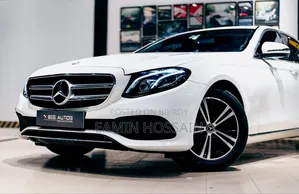 Mercedes-Benz E200 2016 Pearl