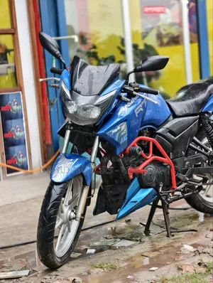 TVS Apache RTR 160 2V 2017 Blue
