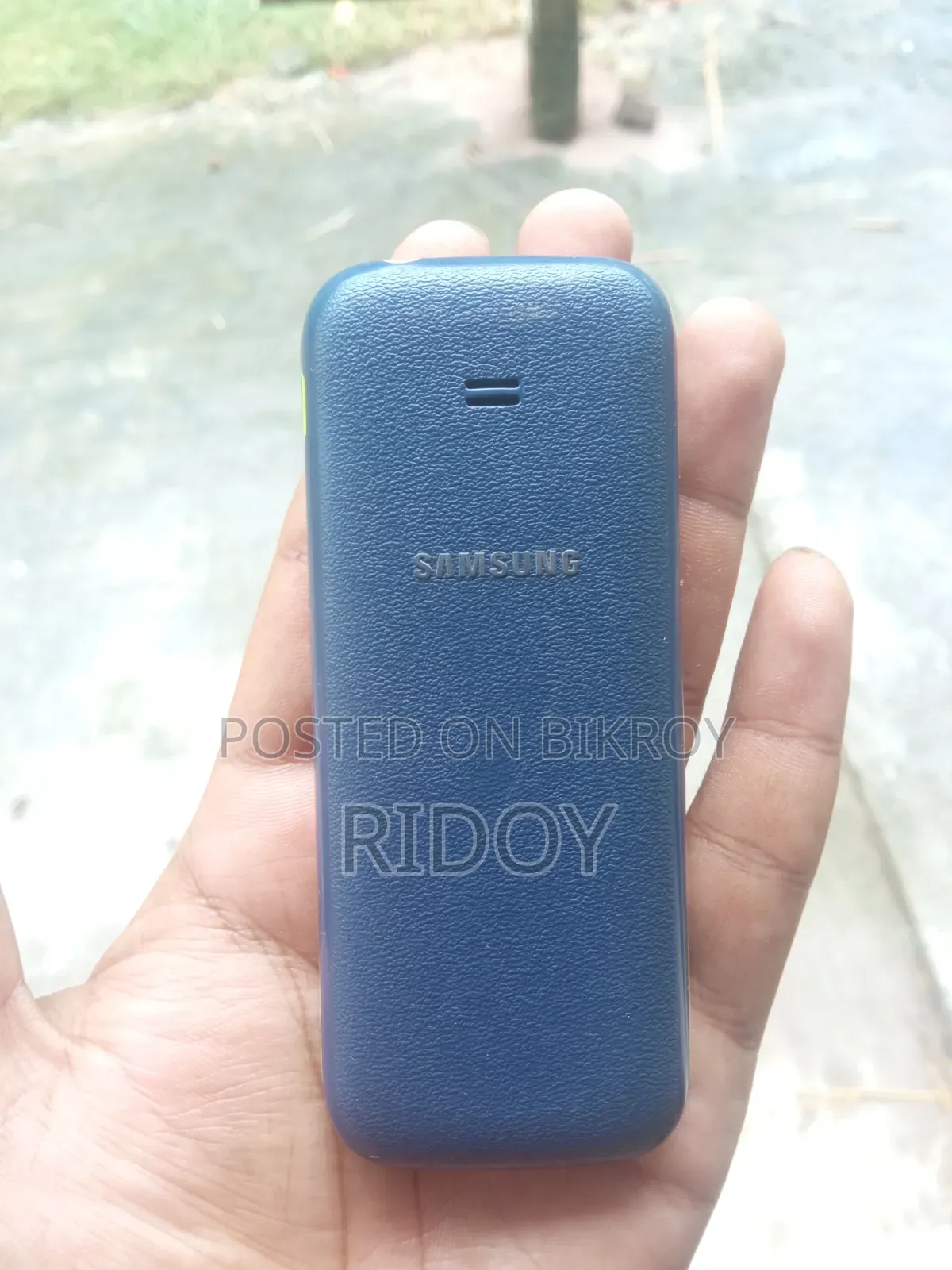 Samsung Guru Music 2