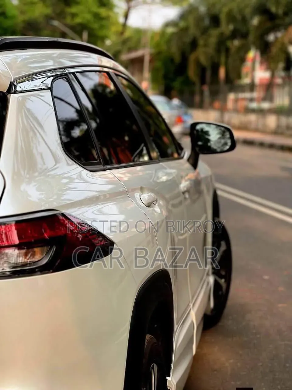 Toyota Corolla Cross 1.8 Hybrid FWD 2021 White