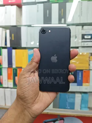 Apple iPhone SE (2022) 128 GB Black