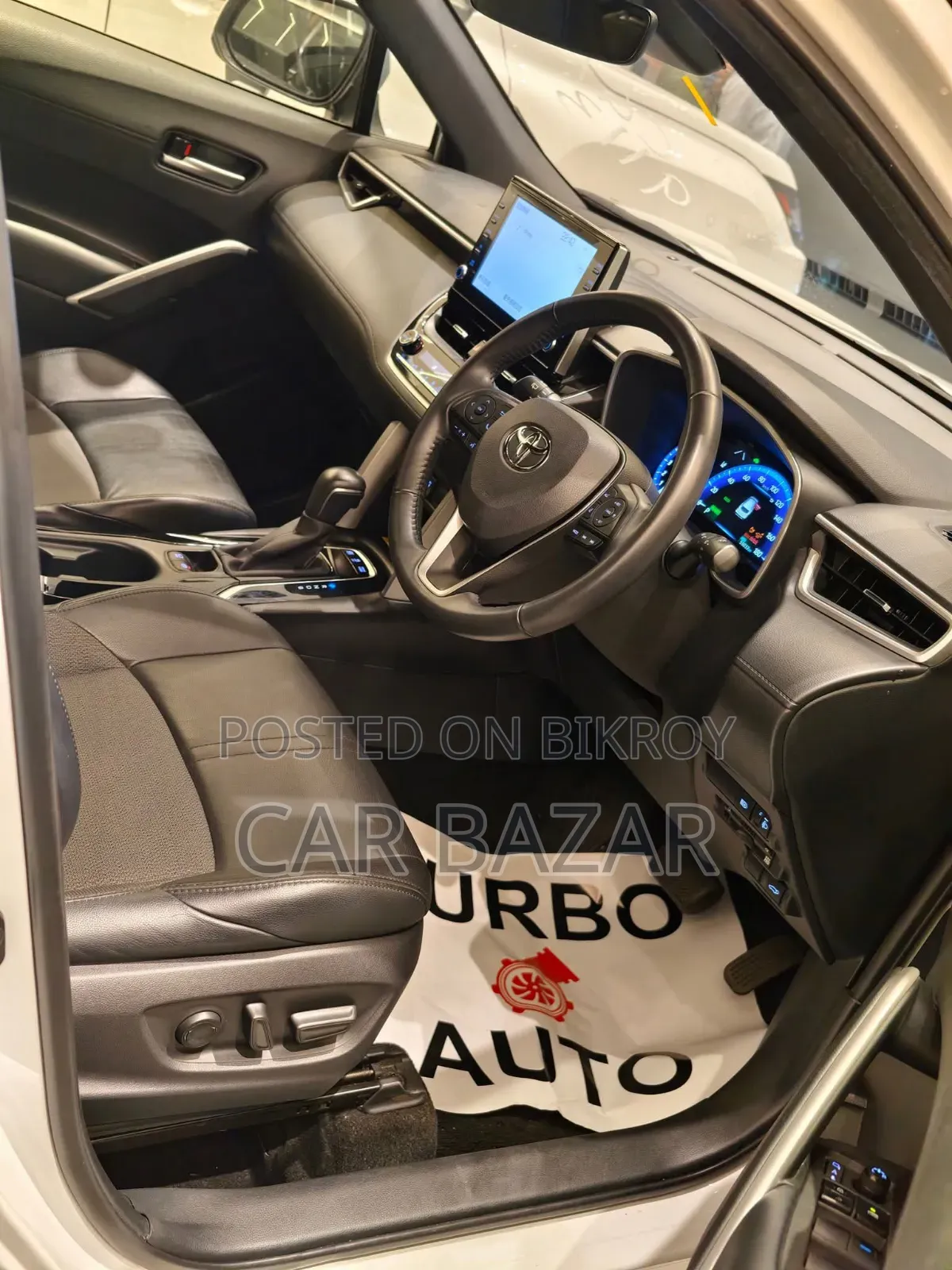 Toyota Corolla Cross 1.8 Hybrid FWD 2021 White