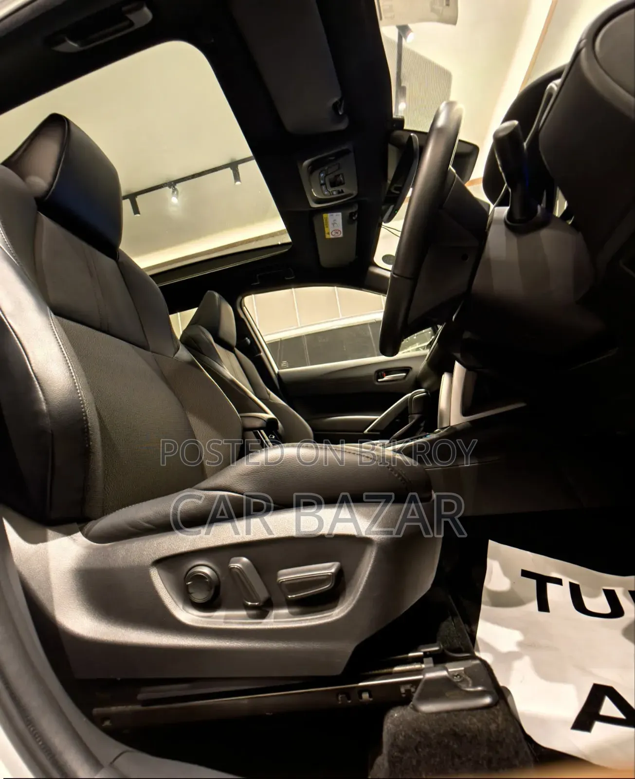 Toyota Corolla Cross 1.8 Hybrid FWD 2021 White