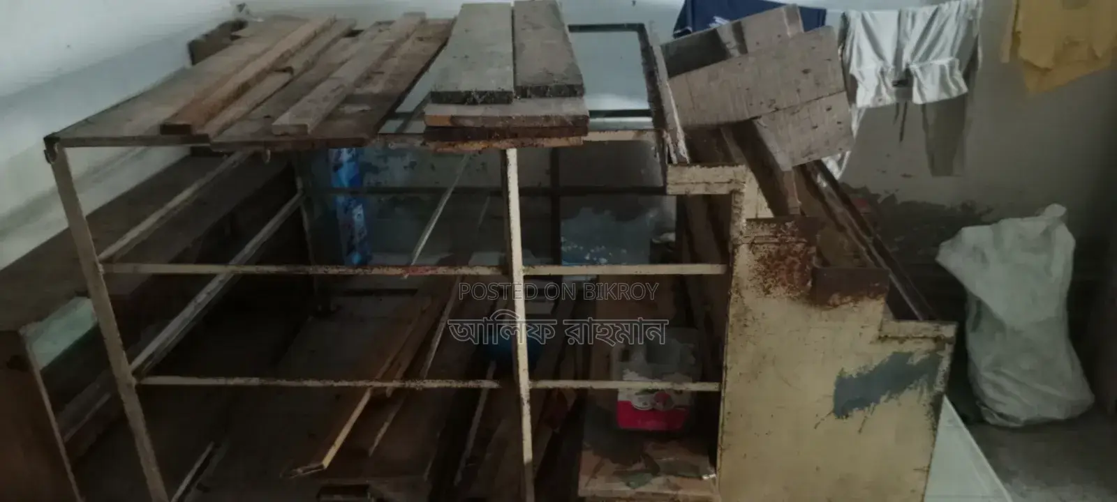 দোকানের র‍্যাক বিক্রি হবে