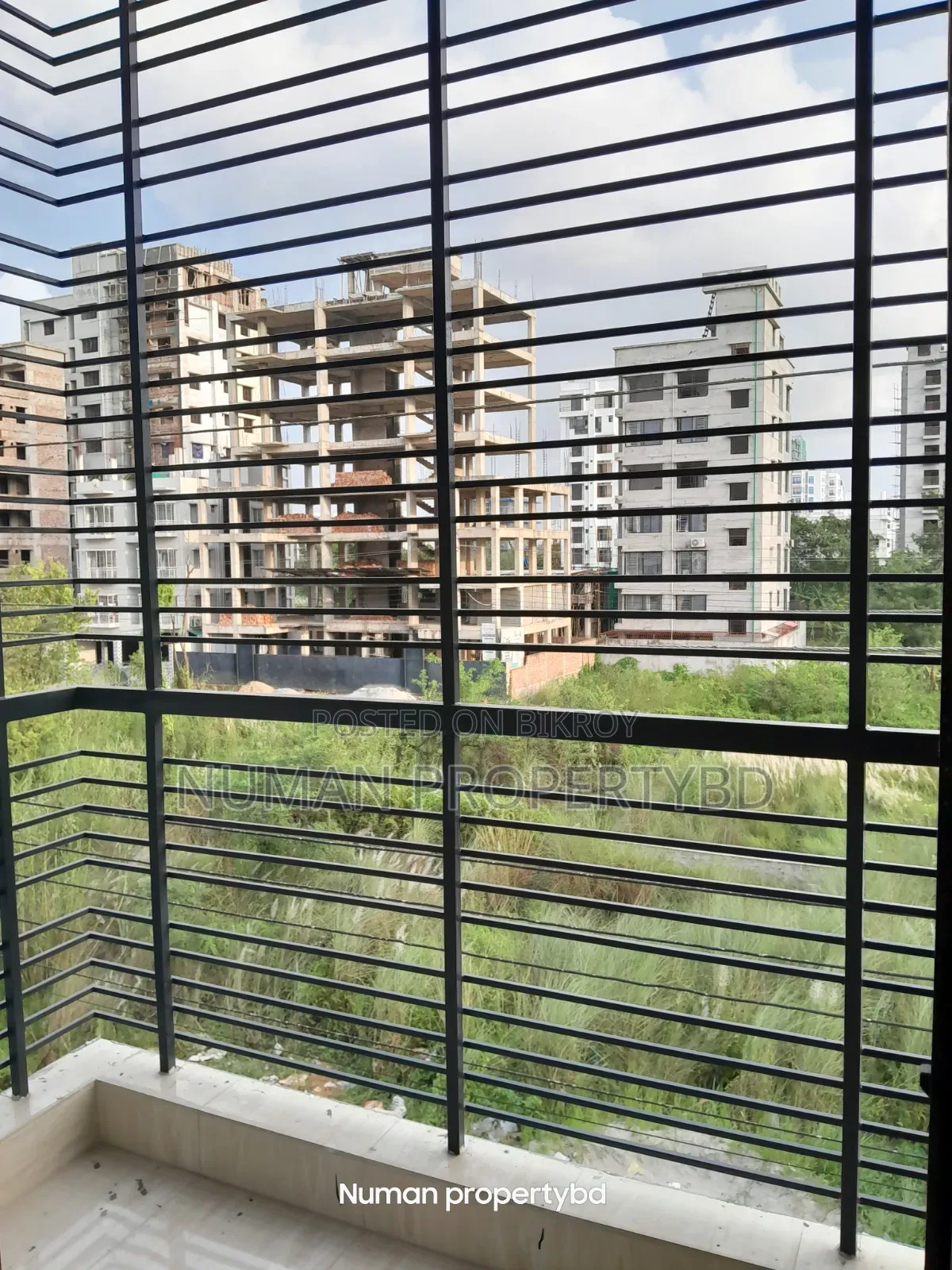 2bdrm Apartment in Numan Property Bd, Basundhara for rent