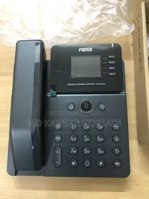 নতুন মোবাইল ফোন কালো