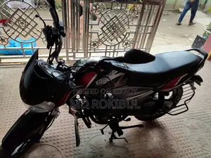 Bajaj Discover 125 2020 Black