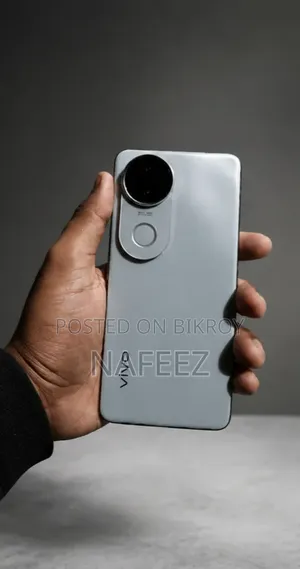 Vivo V50e 128 GB White