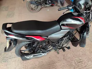 Bajaj Discover 125 2020 Black