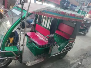 Car 2022 Green