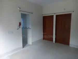 Furnished 2bdrm Block of Flats in Mohammadpur, Bosila for Sale