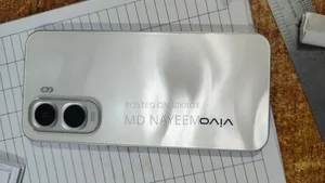 Vivo Y500 128 GB Silver