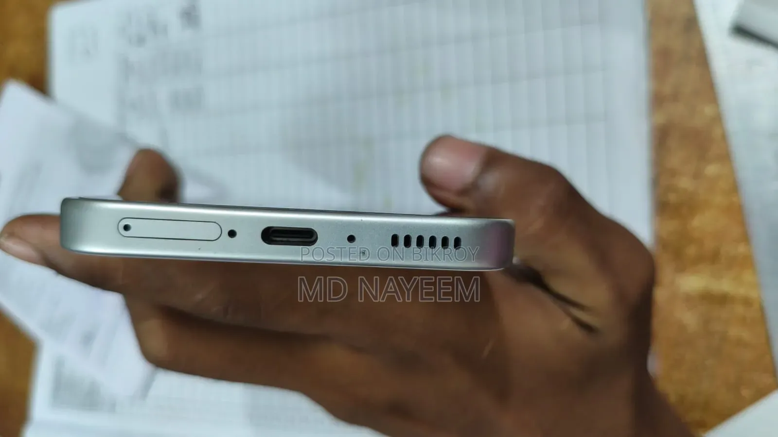 Vivo Y500 128 GB Silver