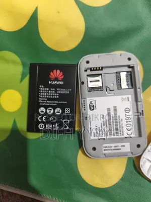 সৌদি আরব ডুয়েল ব্যান্ড 4gএন্ড 5জg পকেট রাউটার