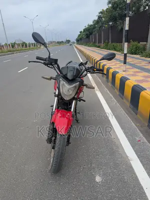 কিওয়ে আরকেএস ১২৫ ২০১৭ লাল