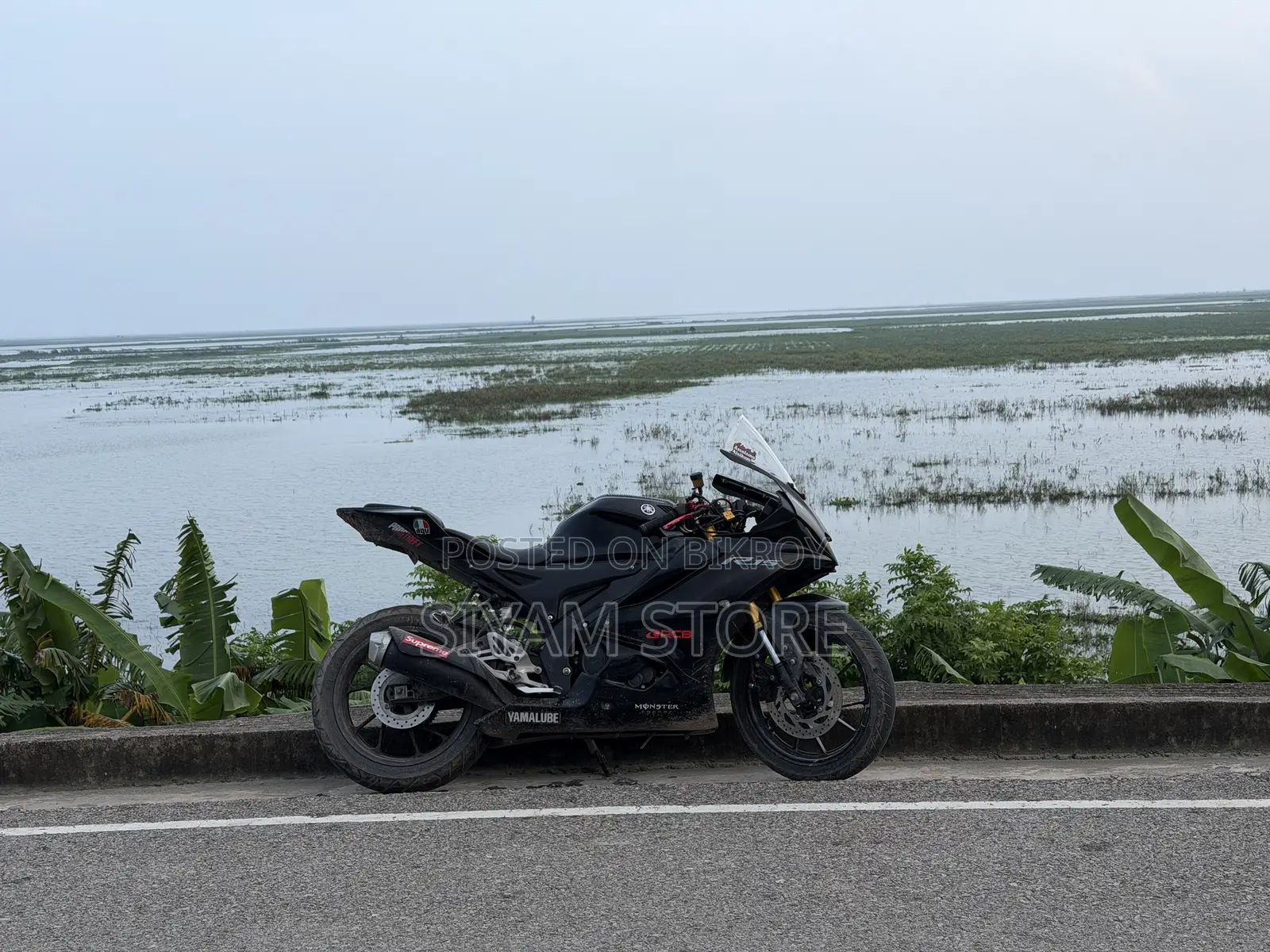 Yamaha R15M 2023 Black